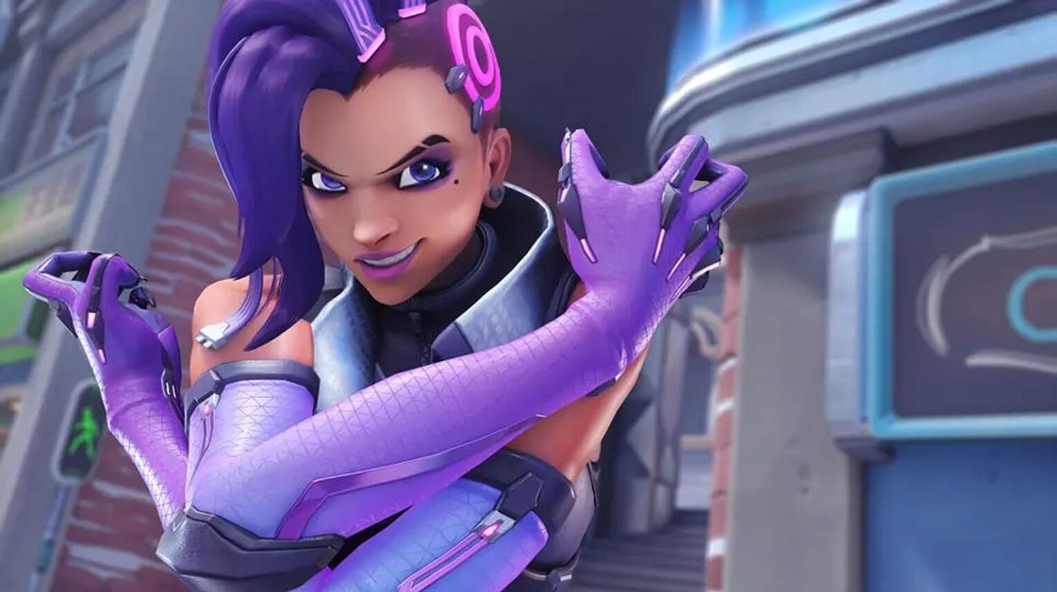 Sombra as Echo counter in Overwatch 2