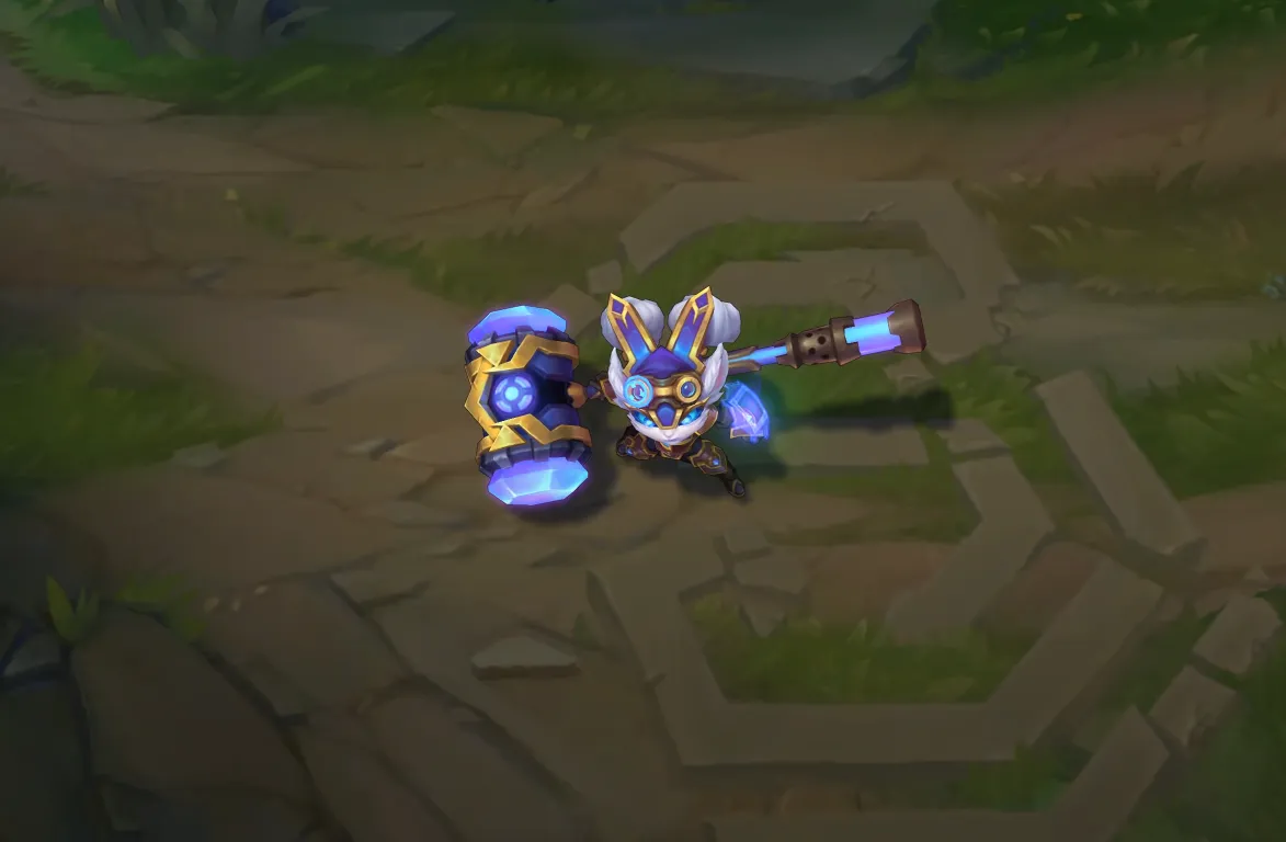 Hextech Poppy's in-game model carrying her crystalline hammer and standing still.