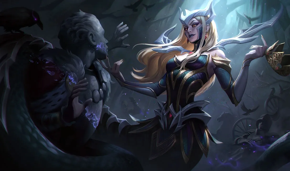 Lissandra turning a royal member of the kingdom into stone.